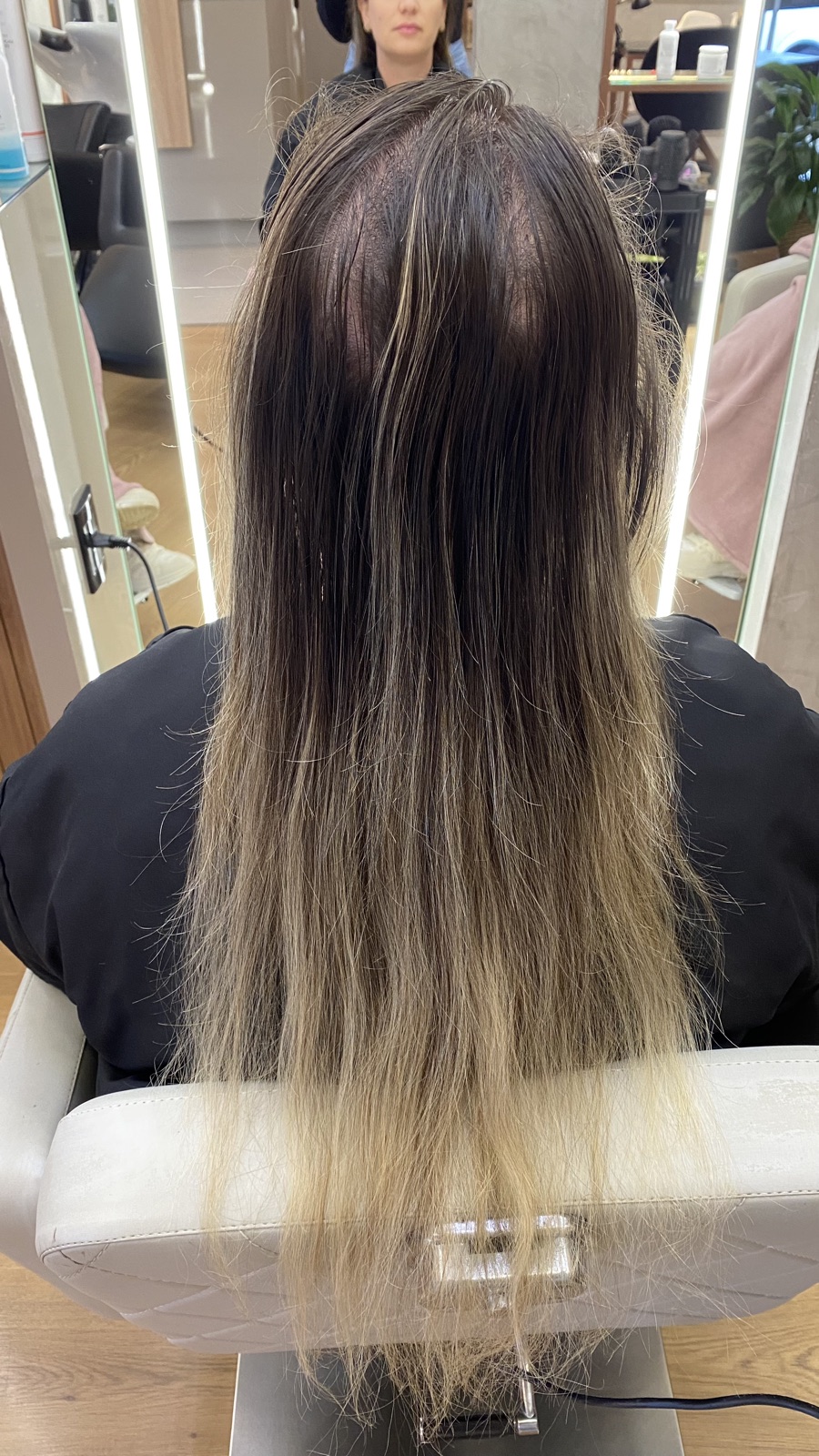 Registro de resultado de mechas realizado no Ana Arboit Espaço de Beleza