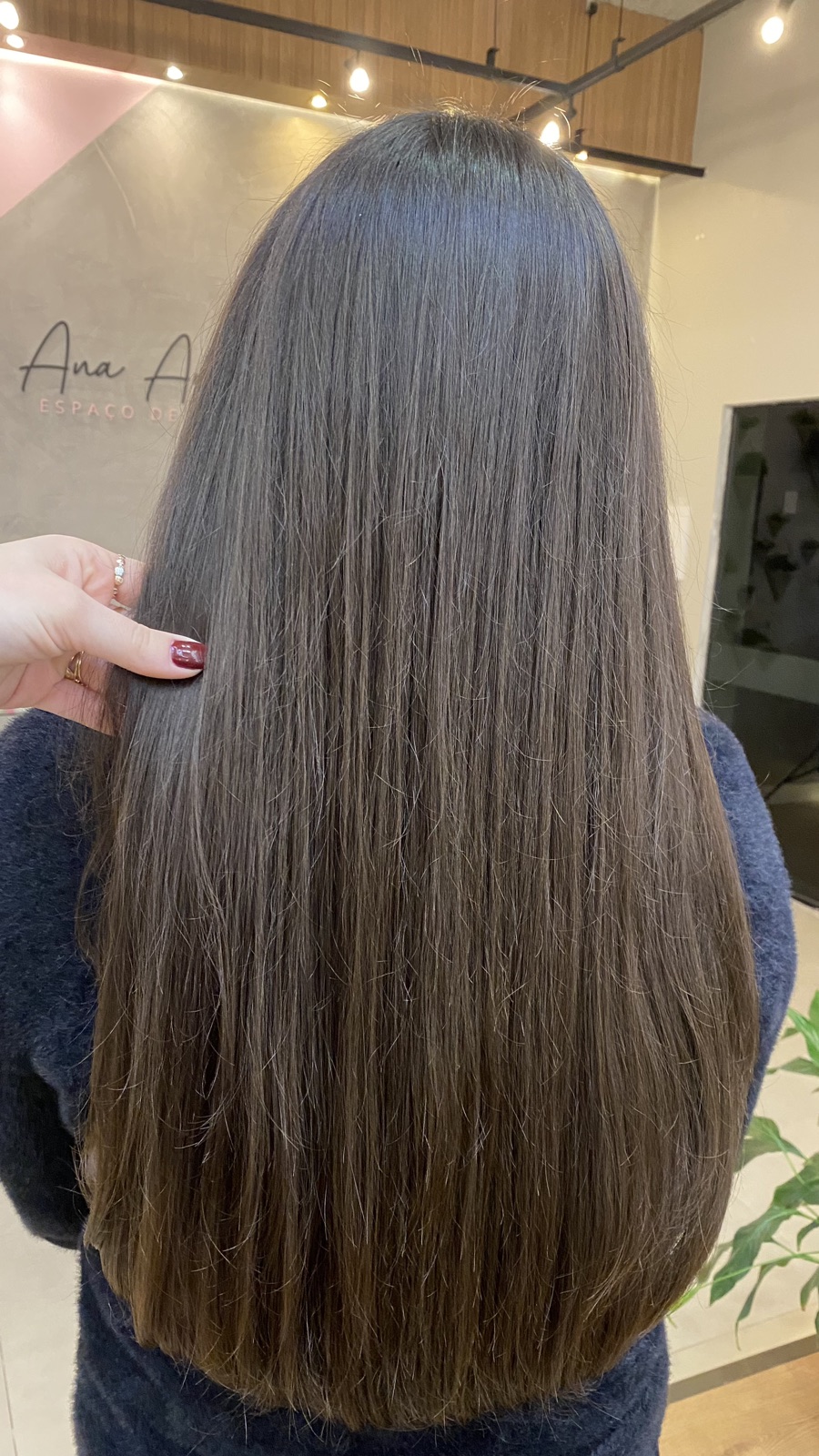 Registro de resultado de mechas realizado no Ana Arboit Espaço de Beleza