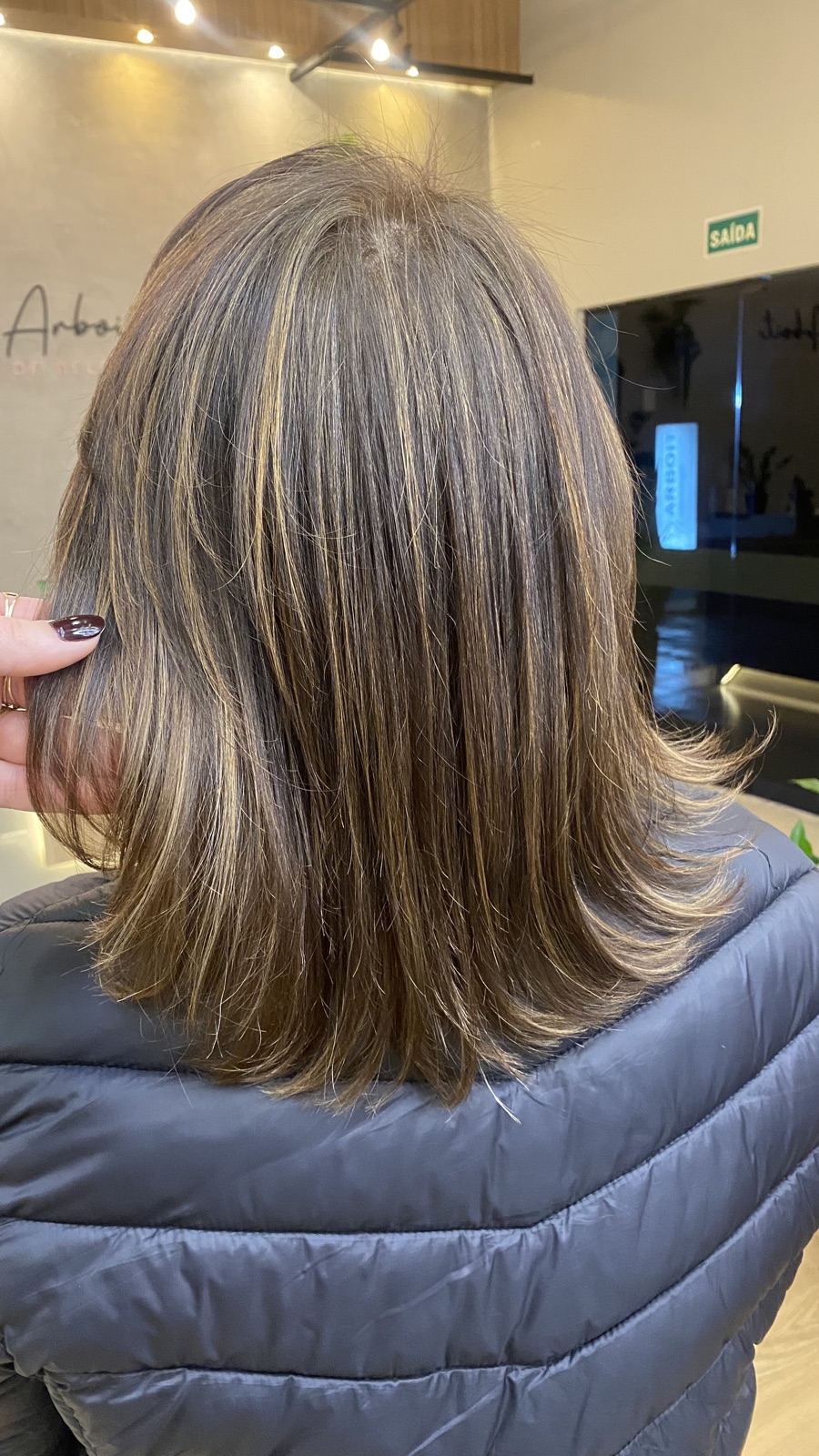 Registro de resultado de mechas realizado no Ana Arboit Espaço de Beleza
