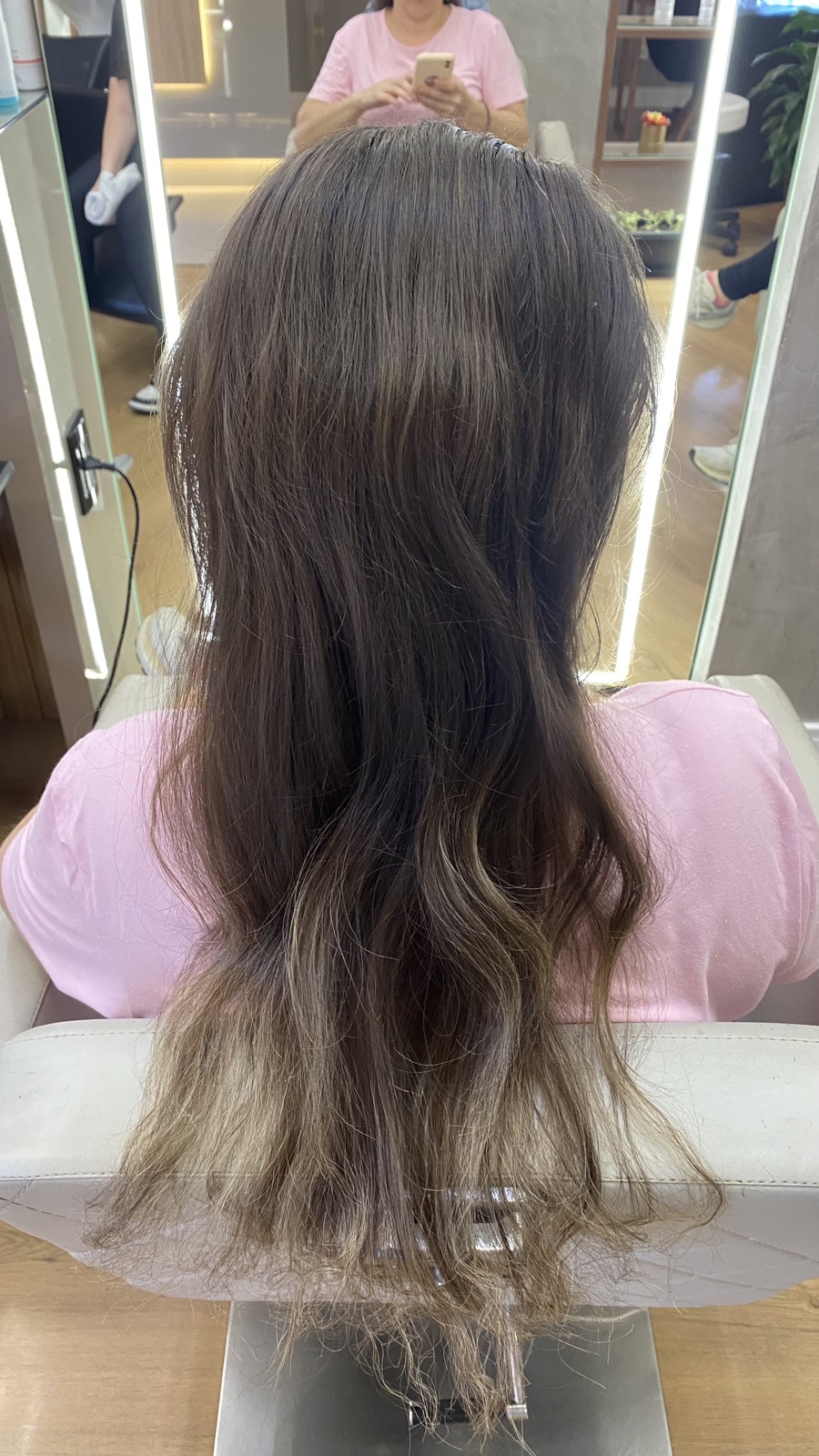 Registro de resultado de mechas realizado no Ana Arboit Espaço de Beleza