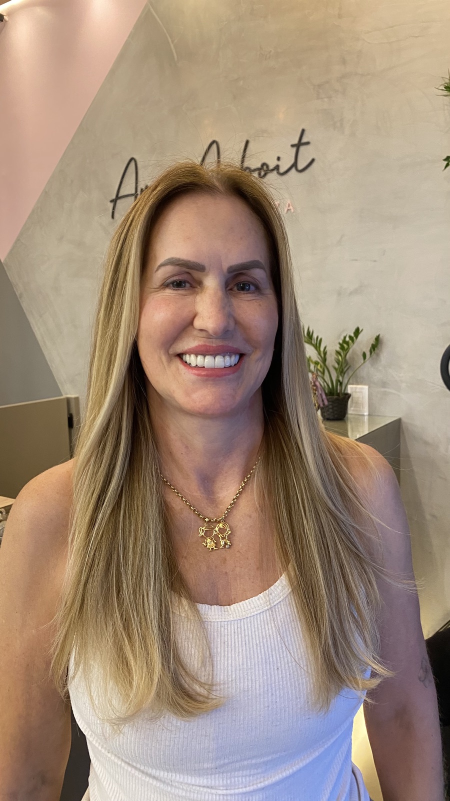 Registro de resultado de mechas realizado no Ana Arboit Espaço de Beleza